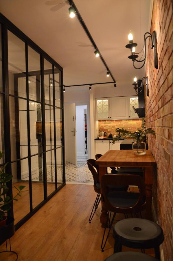 Apartamenty Szeroka 32 Torun Ngoại thất bức ảnh